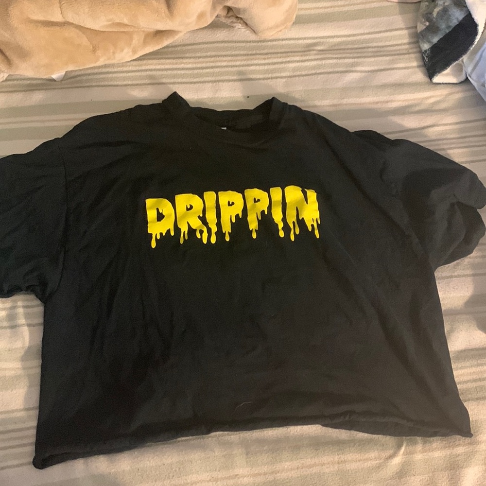 Gildan cropped tee shirt